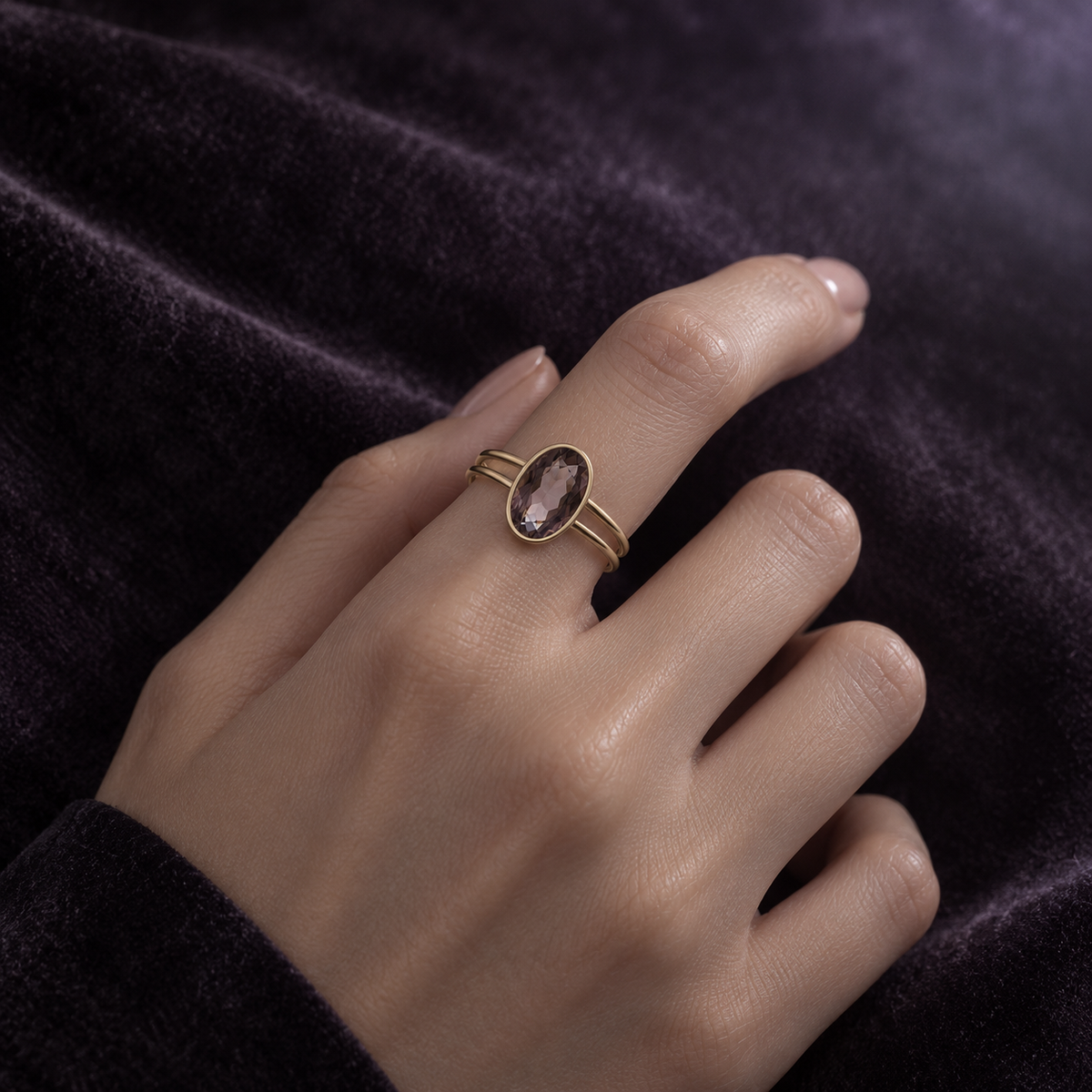 Vesper Halo Ring worn on the index finger
